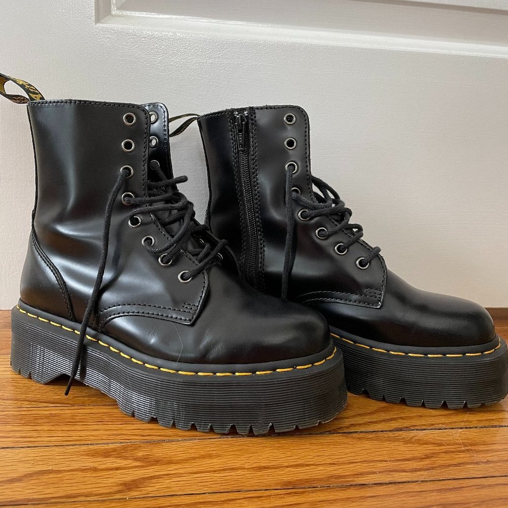 Dr. Martens  Jadon Boot Smooth Leather Platforms